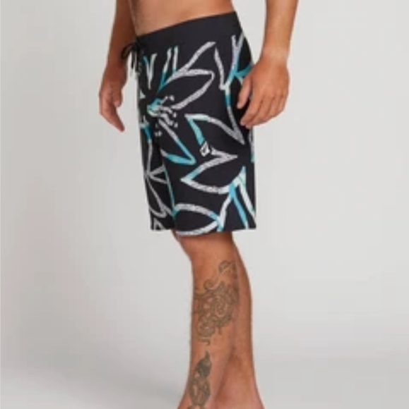 NWT Volcom RIP'D MOD TRUNKS NWT - Picture 7 of 14